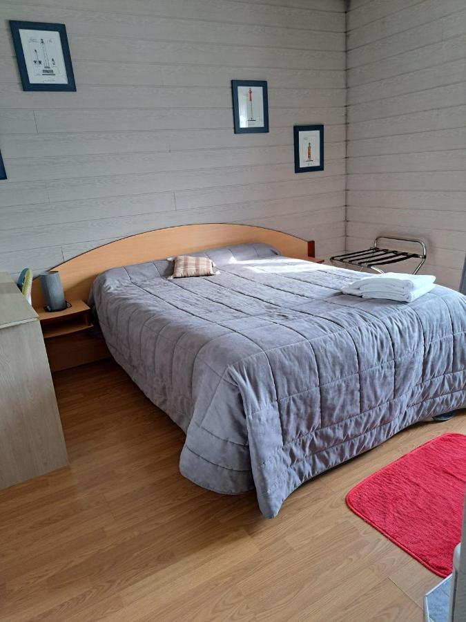 Le Petit Pecheur Hotel Saint-Florent-le-Vieil Ngoại thất bức ảnh