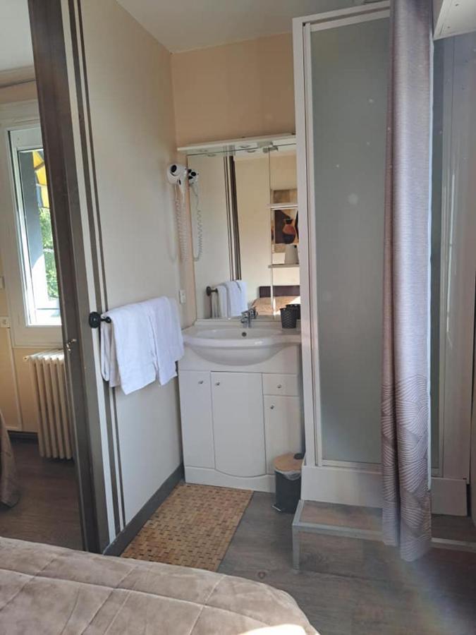 Le Petit Pecheur Hotel Saint-Florent-le-Vieil Ngoại thất bức ảnh