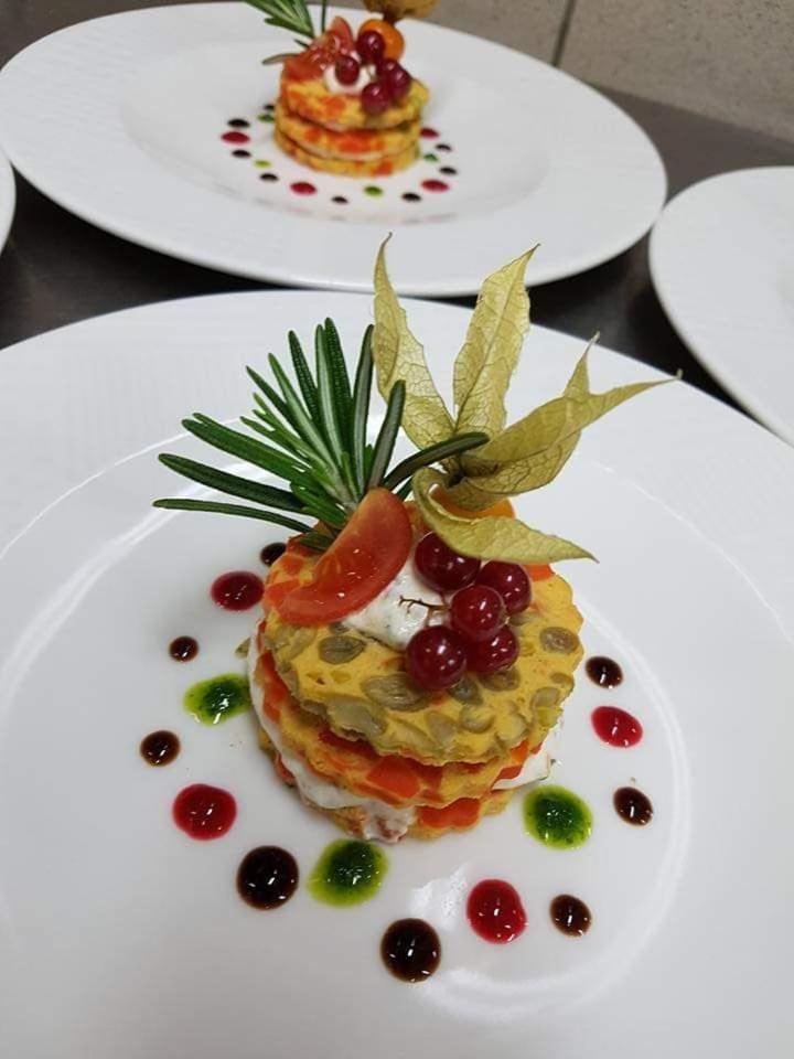Le Petit Pecheur Hotel Saint-Florent-le-Vieil Ngoại thất bức ảnh