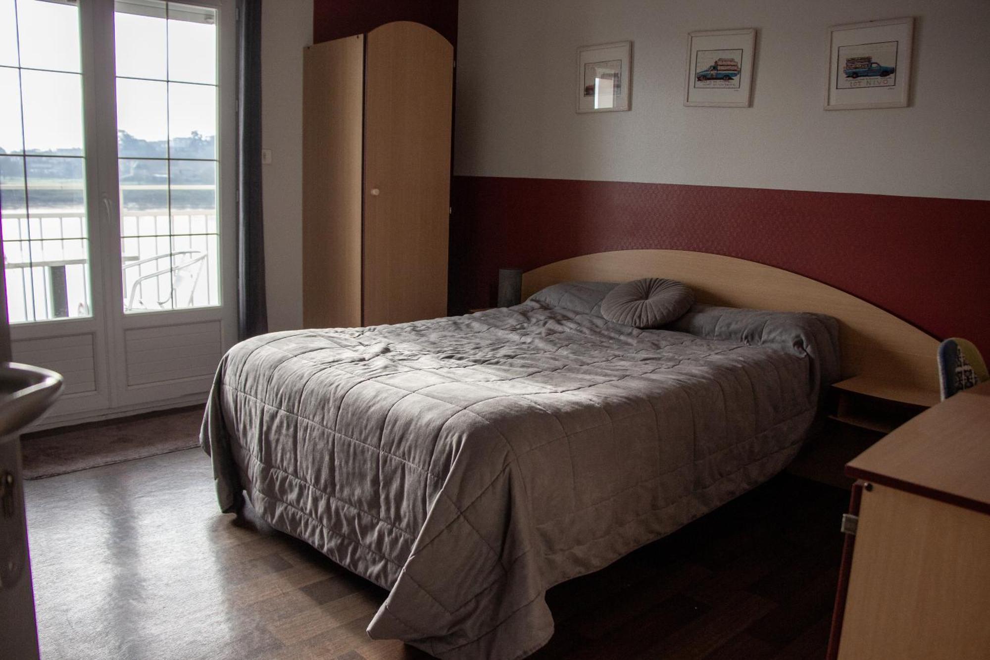 Le Petit Pecheur Hotel Saint-Florent-le-Vieil Ngoại thất bức ảnh